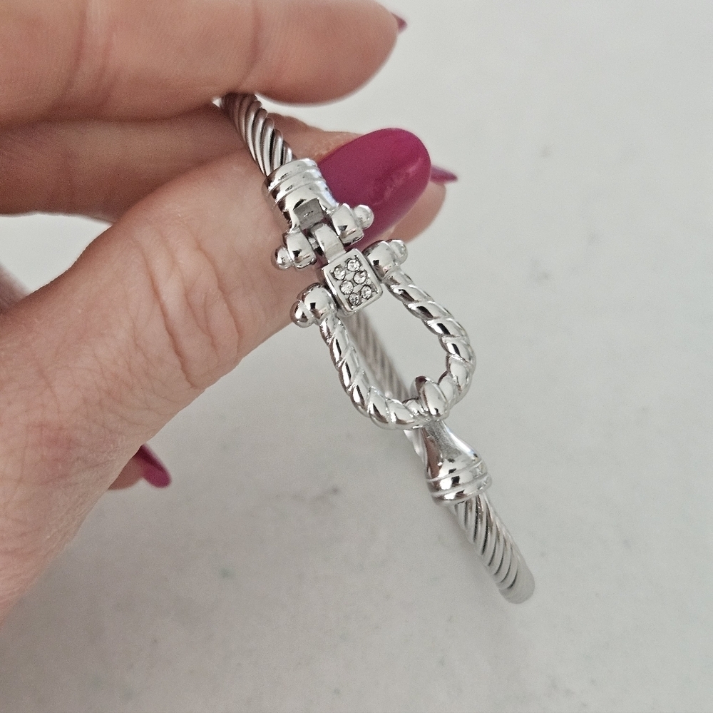 NEW 18KGP Stainless Steel Horseshoe Hook Cable Bangle